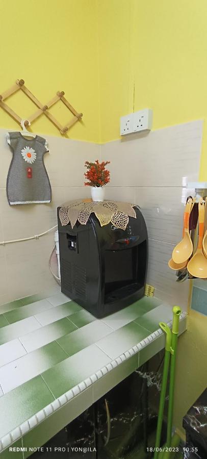 Homestay Rezeki Batu Gajah Zewnętrze zdjęcie