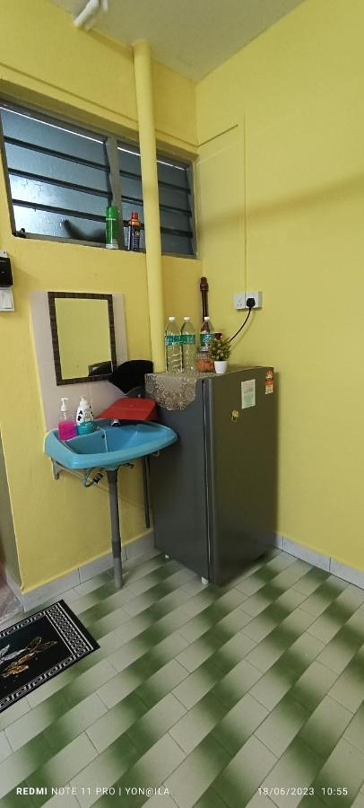 Homestay Rezeki Batu Gajah Zewnętrze zdjęcie