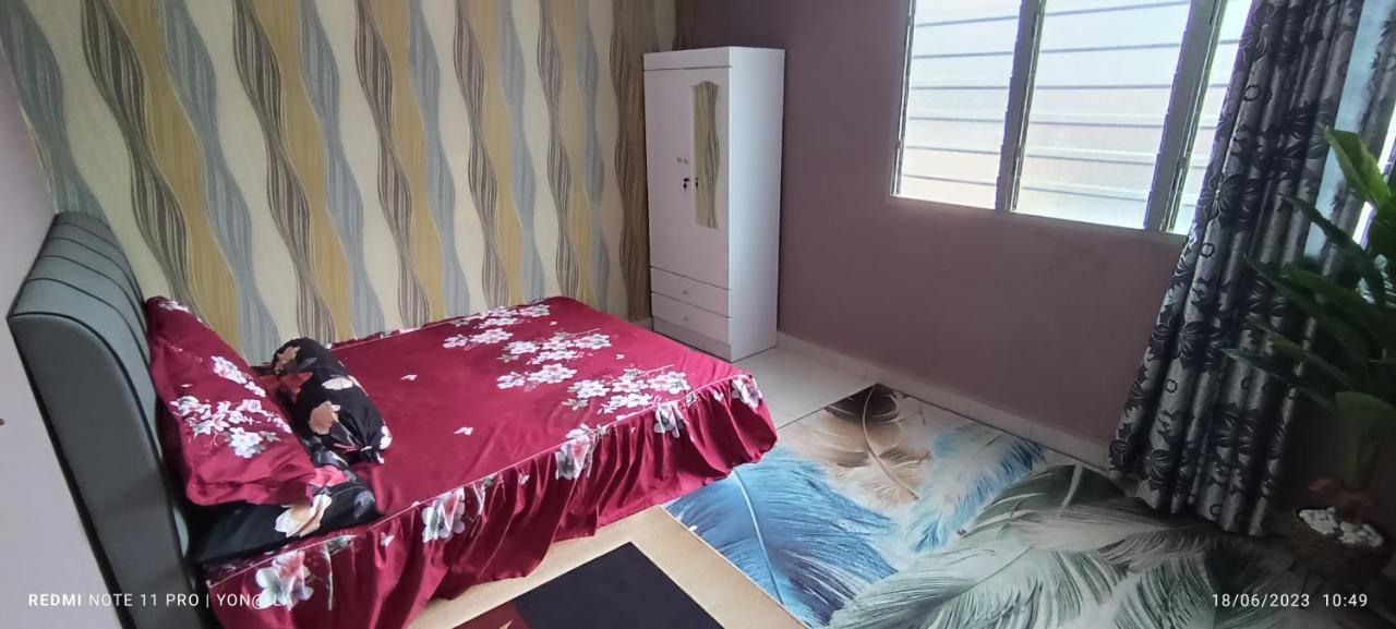 Homestay Rezeki Batu Gajah Zewnętrze zdjęcie