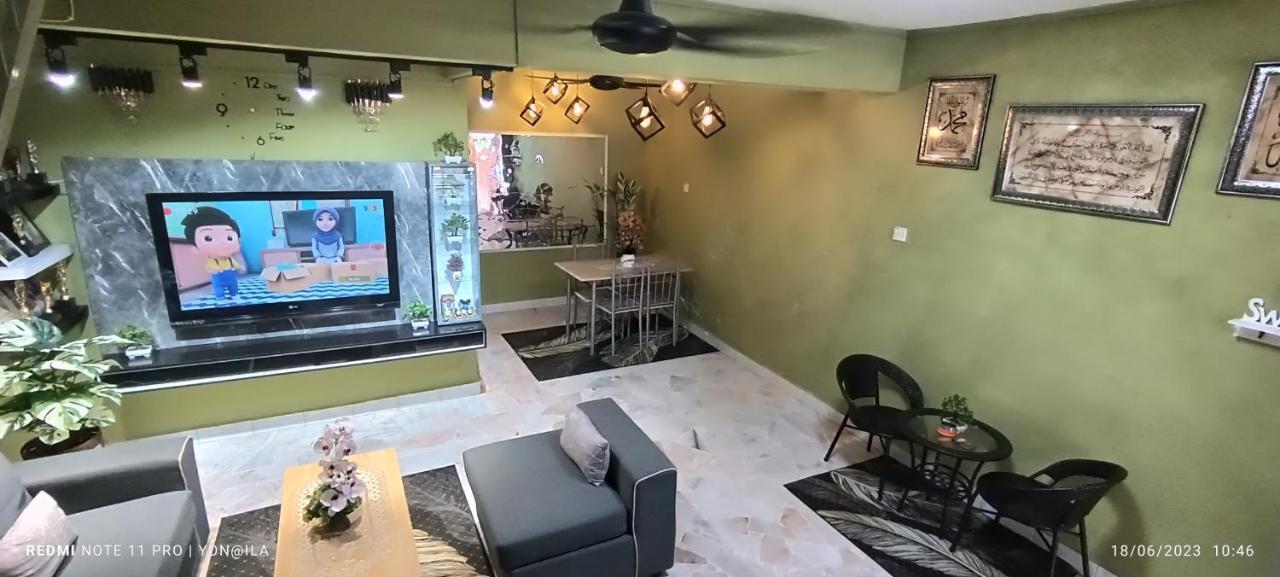 Homestay Rezeki Batu Gajah Zewnętrze zdjęcie