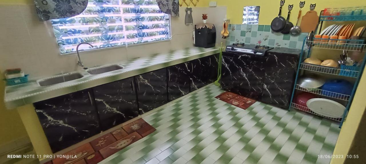 Homestay Rezeki Batu Gajah Zewnętrze zdjęcie